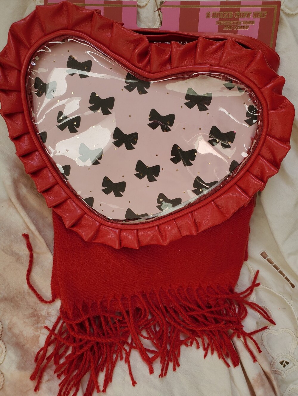 Mellow & Mod 2 Piece Concert Or Stadium Purse & Scarf Set Red Heart / Red Scarf